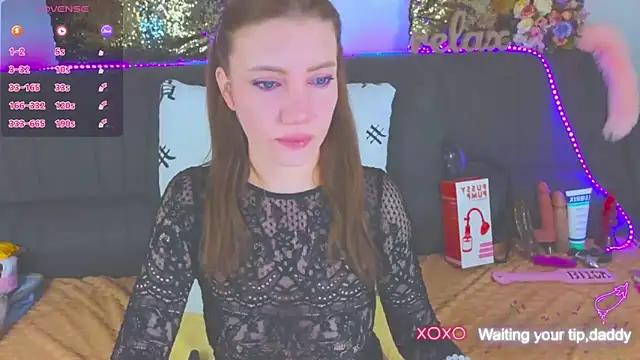 Check-out your craziest wishes with our pick of gaming cams models, featuring big knockers, round tails and tight twats.