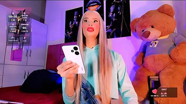 Check-out your craziest wishes with our pick of gaming cams models, featuring big knockers, round tails and tight twats.