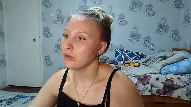 AlexisBaIler from StripChat is Freechat