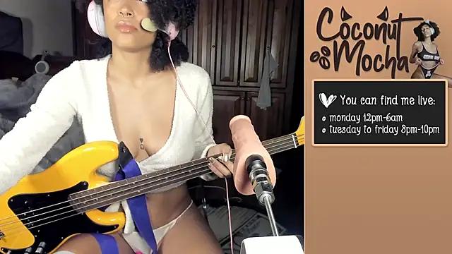 Check-out your craziest wishes with our pick of gaming cams models, featuring big knockers, round tails and tight twats.
