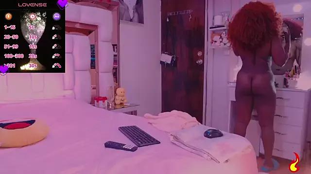 Aliana_Ross from StripChat is Freechat