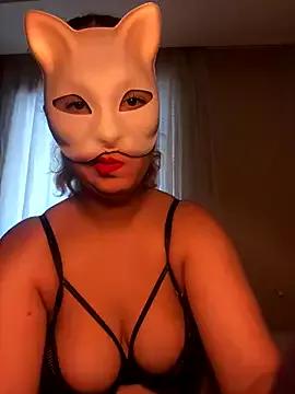Check-out your craziest wishes with our pick of gaming cams models, featuring big knockers, round tails and tight twats.