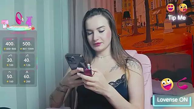 Check-out your craziest wishes with our pick of gaming cams models, featuring big knockers, round tails and tight twats.