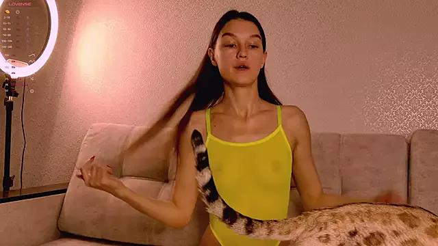 Check-out your craziest wishes with our pick of gaming cams models, featuring big knockers, round tails and tight twats.