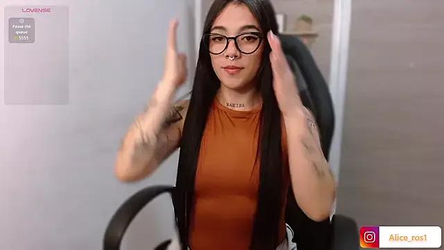 Check-out your craziest wishes with our pick of gaming cams models, featuring big knockers, round tails and tight twats.