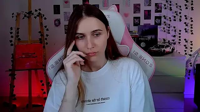 Check-out your craziest wishes with our pick of gaming cams models, featuring big knockers, round tails and tight twats.