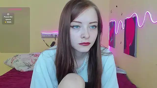 Check-out your craziest wishes with our pick of gaming cams models, featuring big knockers, round tails and tight twats.