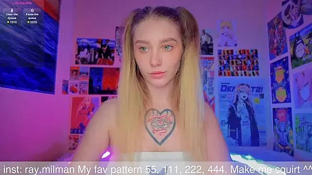 Check-out your craziest wishes with our pick of gaming cams models, featuring big knockers, round tails and tight twats.