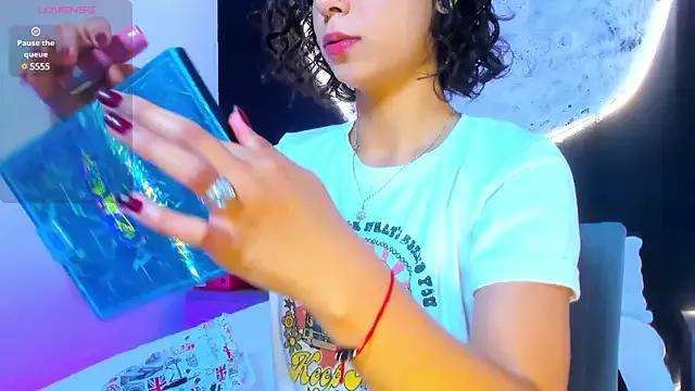 AliceStevens_ from StripChat is Freechat