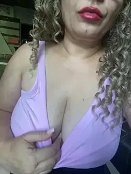 Alicia_natur from StripChat is Freechat