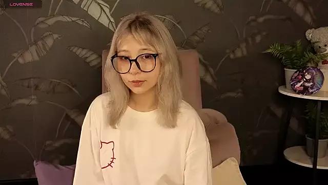 Alika_leal from StripChat is Freechat