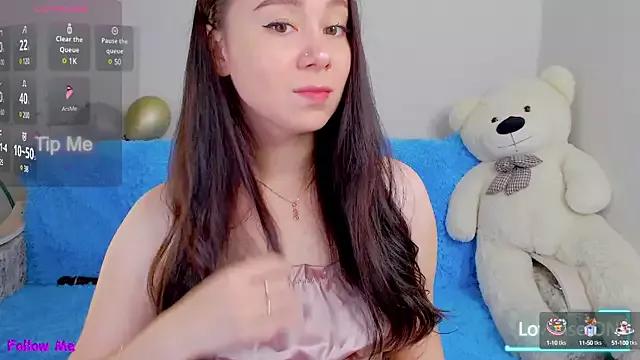 Check-out your craziest wishes with our pick of gaming cams models, featuring big knockers, round tails and tight twats.