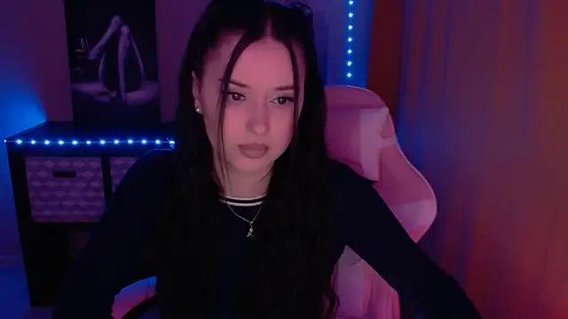 Check-out your craziest wishes with our pick of gaming cams models, featuring big knockers, round tails and tight twats.