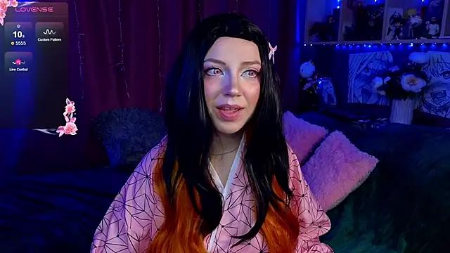 Check-out your craziest wishes with our pick of gaming cams models, featuring big knockers, round tails and tight twats.