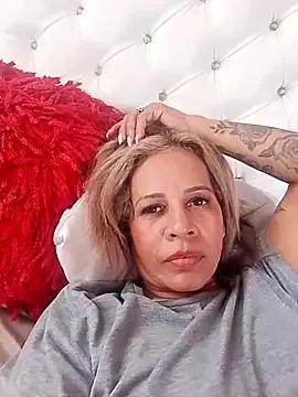 Alisson_Milf from StripChat is Freechat