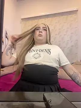 AlissonDreamss from StripChat is Freechat