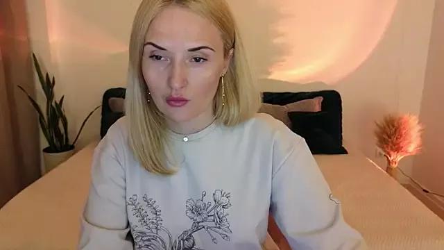 AlisssaRose from StripChat is Freechat