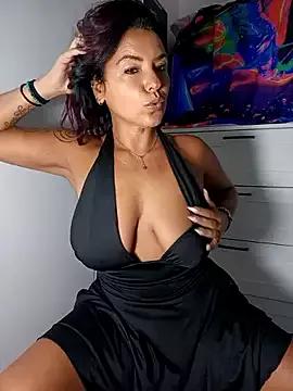 Check-out your craziest wishes with our pick of gaming cams models, featuring big knockers, round tails and tight twats.