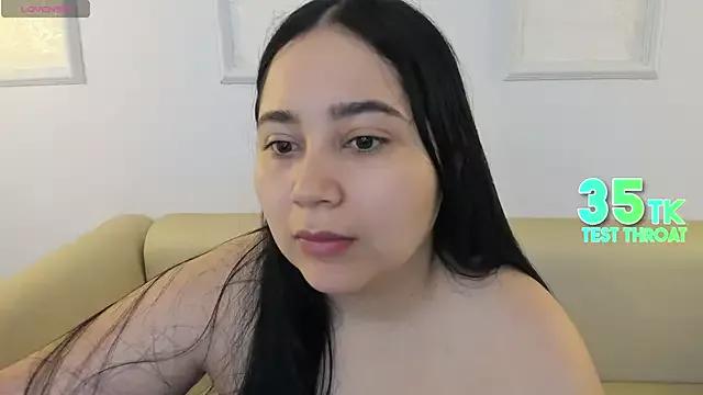 Amaraevans_ from StripChat is Freechat