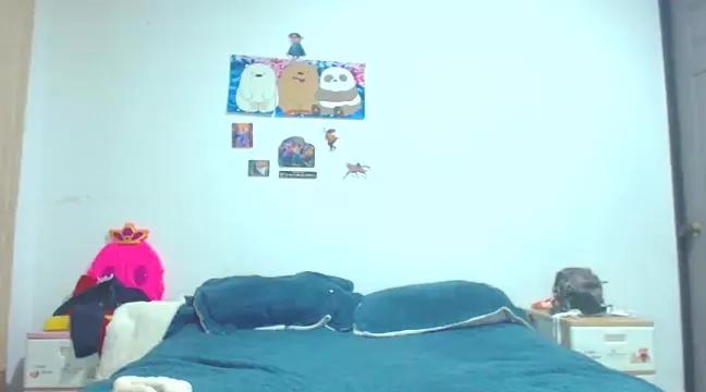 Check-out your craziest wishes with our pick of gaming cams models, featuring big knockers, round tails and tight twats.