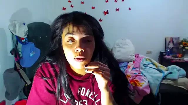 Check-out your craziest wishes with our pick of gaming cams models, featuring big knockers, round tails and tight twats.