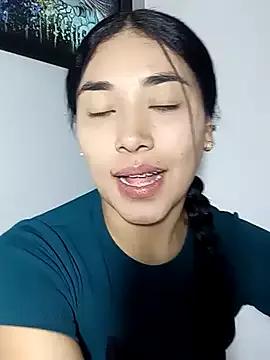 AmberGold- from StripChat is Freechat