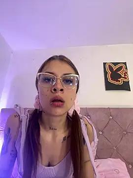 AmberHudson from StripChat is Freechat
