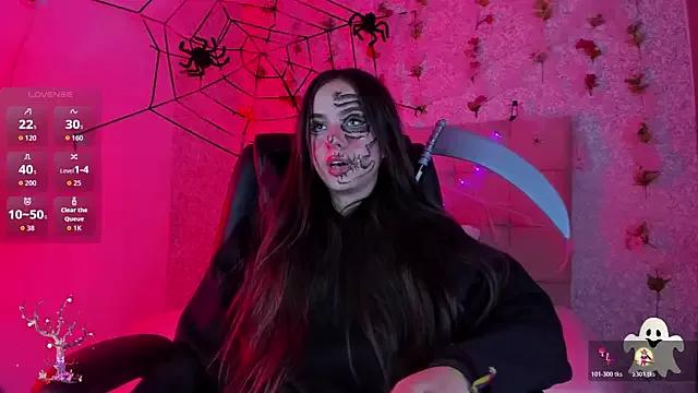 Check-out your craziest wishes with our pick of gaming cams models, featuring big knockers, round tails and tight twats.