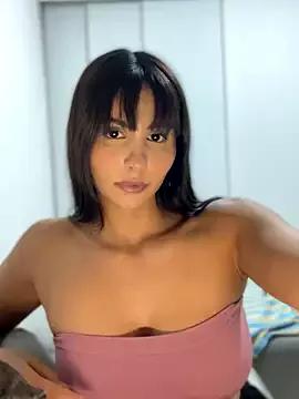 Check-out your craziest wishes with our pick of gaming cams models, featuring big knockers, round tails and tight twats.