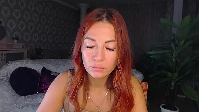 AmiraVelvet from StripChat is Freechat