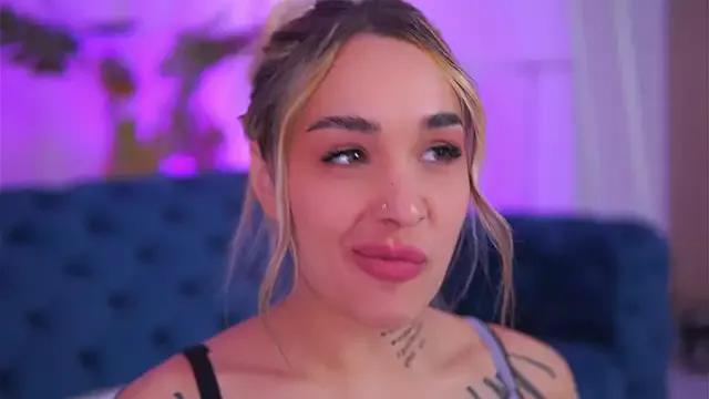 Check-out your craziest wishes with our pick of gaming cams models, featuring big knockers, round tails and tight twats.