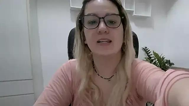 amooraaamoon from StripChat