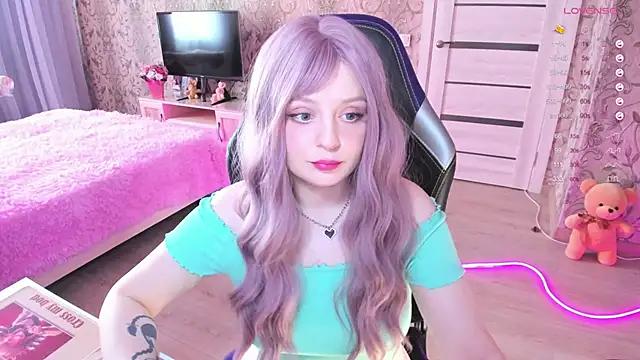 Check-out your craziest wishes with our pick of gaming cams models, featuring big knockers, round tails and tight twats.