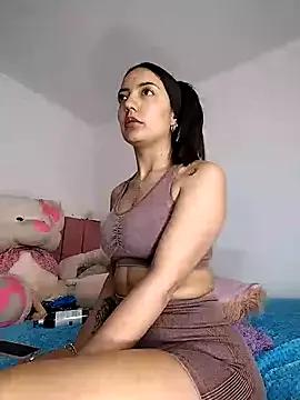 Check-out your craziest wishes with our pick of gaming cams models, featuring big knockers, round tails and tight twats.