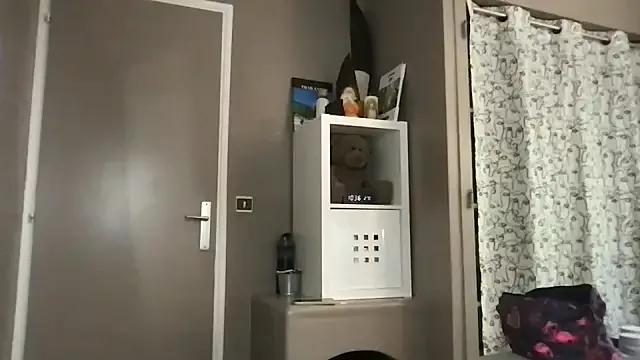 Photos of AmyStone__ from StripChat is Freechat