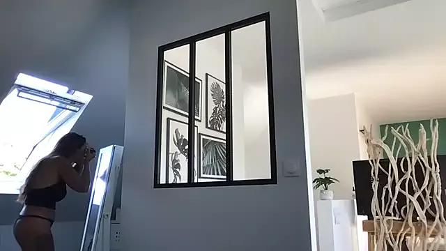 Check-out your craziest wishes with our pick of gaming cams models, featuring big knockers, round tails and tight twats.