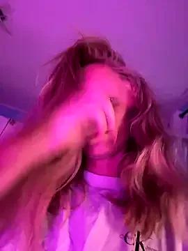 AnastasiaAniess from StripChat is Freechat