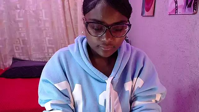 Andrea_curvy from StripChat is Freechat