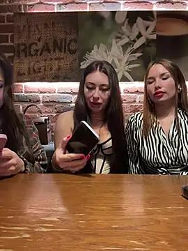 Check-out your craziest wishes with our pick of gaming cams models, featuring big knockers, round tails and tight twats.