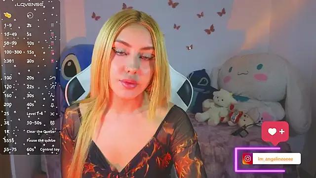 Angel_doll_bunnyy from StripChat is Freechat