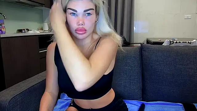 Check-out your craziest wishes with our pick of gaming cams models, featuring big knockers, round tails and tight twats.