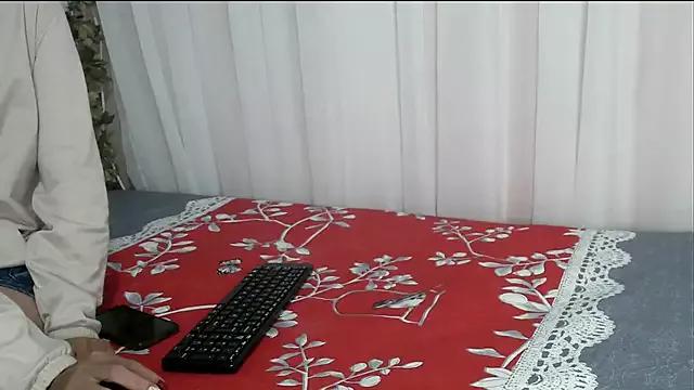 Check-out your craziest wishes with our pick of gaming cams models, featuring big knockers, round tails and tight twats.