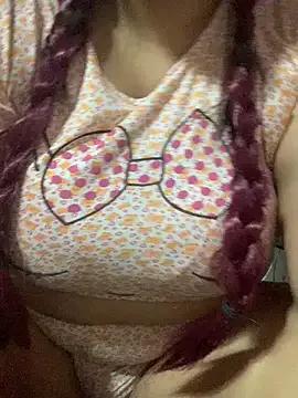 AngelaOliver from StripChat is Freechat