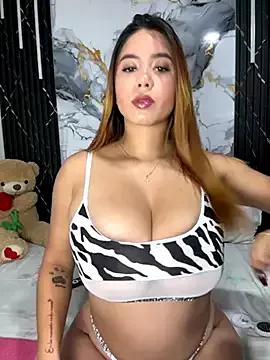 Check-out your craziest wishes with our pick of gaming cams models, featuring big knockers, round tails and tight twats.