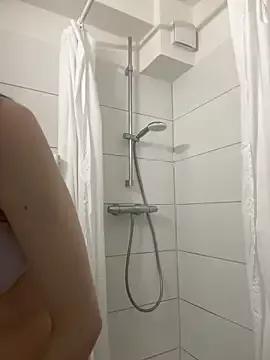 Anna2101 from StripChat is Freechat