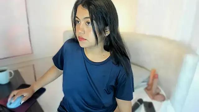 anna_lorenss from StripChat