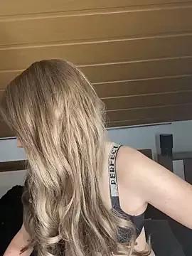 Photos of Anna_Ungezogen from StripChat is Freechat
