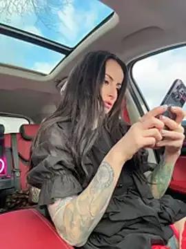 Check-out your craziest wishes with our pick of gaming cams models, featuring big knockers, round tails and tight twats.