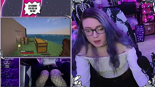 Check-out your craziest wishes with our pick of gaming cams models, featuring big knockers, round tails and tight twats.
