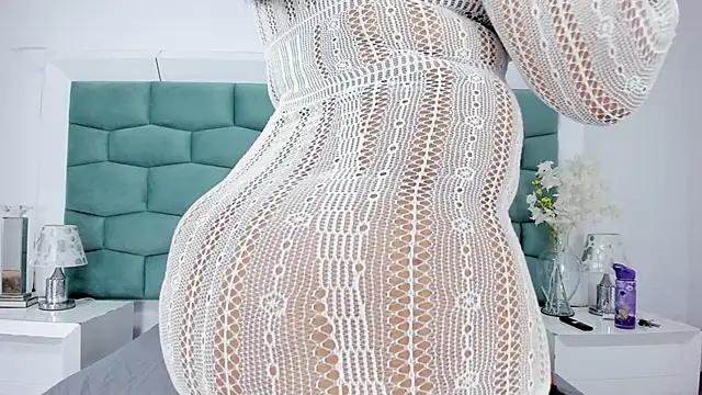 Check-out your craziest wishes with our pick of gaming cams models, featuring big knockers, round tails and tight twats.